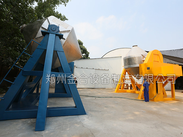 金合設備的多臺16立方大型雙錐混合設備發貨啦！